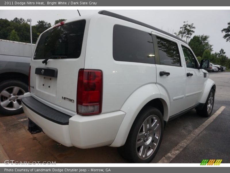 Bright White / Dark Slate Gray 2011 Dodge Nitro Heat