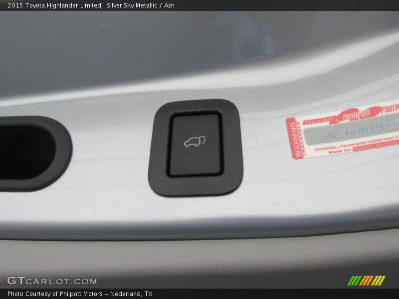 Silver Sky Metallic / Ash 2015 Toyota Highlander Limited