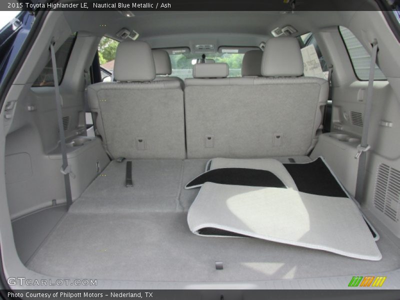 Nautical Blue Metallic / Ash 2015 Toyota Highlander LE