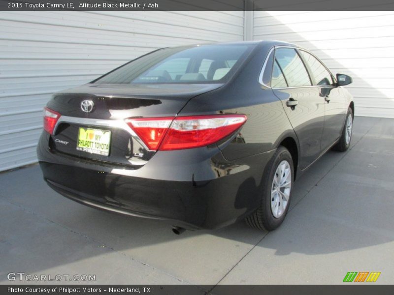 Attitude Black Metallic / Ash 2015 Toyota Camry LE