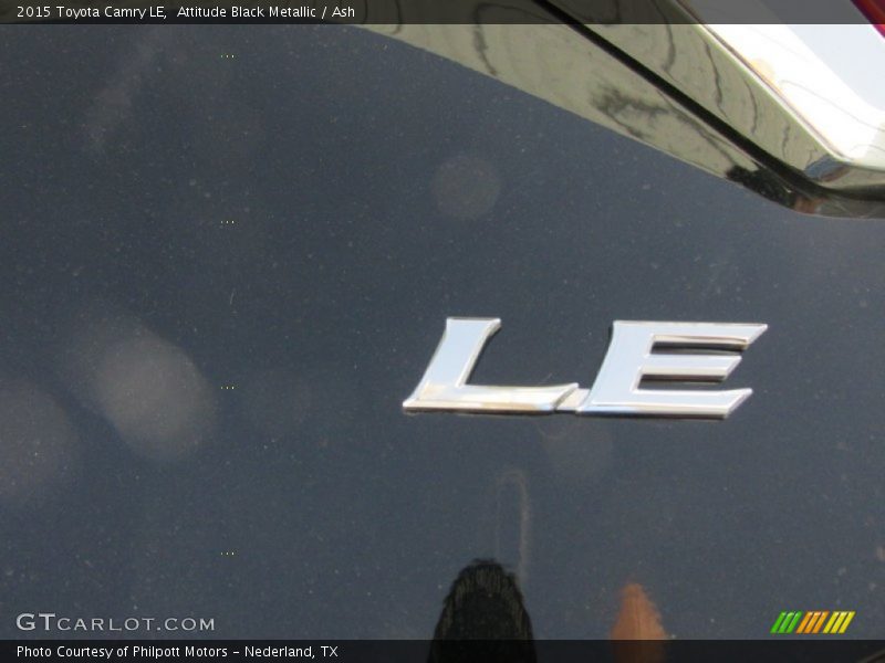Attitude Black Metallic / Ash 2015 Toyota Camry LE