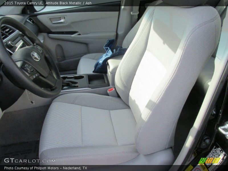 Attitude Black Metallic / Ash 2015 Toyota Camry LE