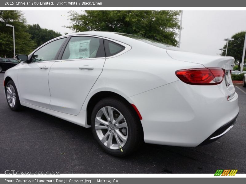Bright White / Black/Linen 2015 Chrysler 200 Limited