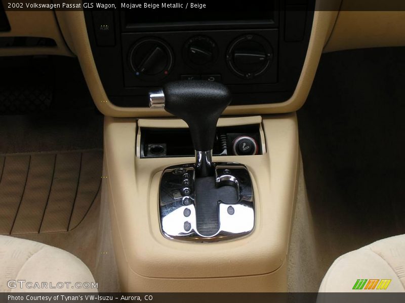 Mojave Beige Metallic / Beige 2002 Volkswagen Passat GLS Wagon