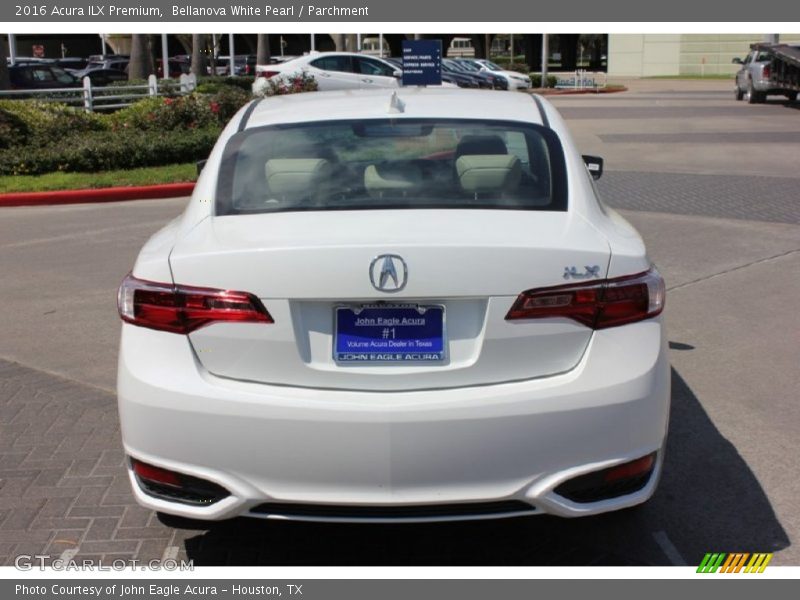 Bellanova White Pearl / Parchment 2016 Acura ILX Premium