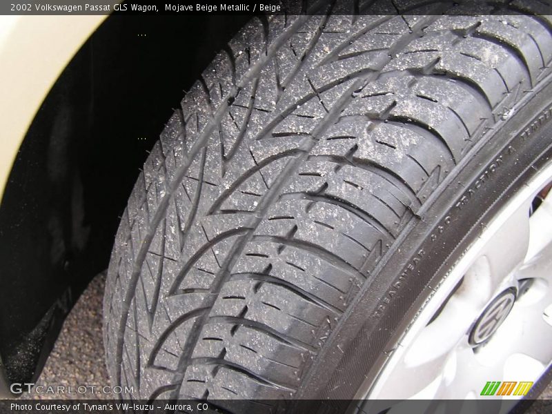 Mojave Beige Metallic / Beige 2002 Volkswagen Passat GLS Wagon