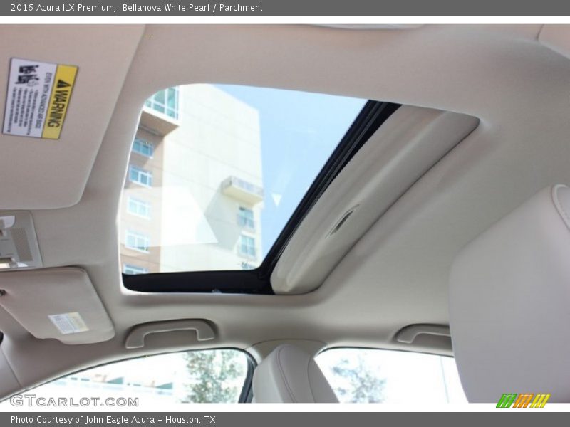 Bellanova White Pearl / Parchment 2016 Acura ILX Premium