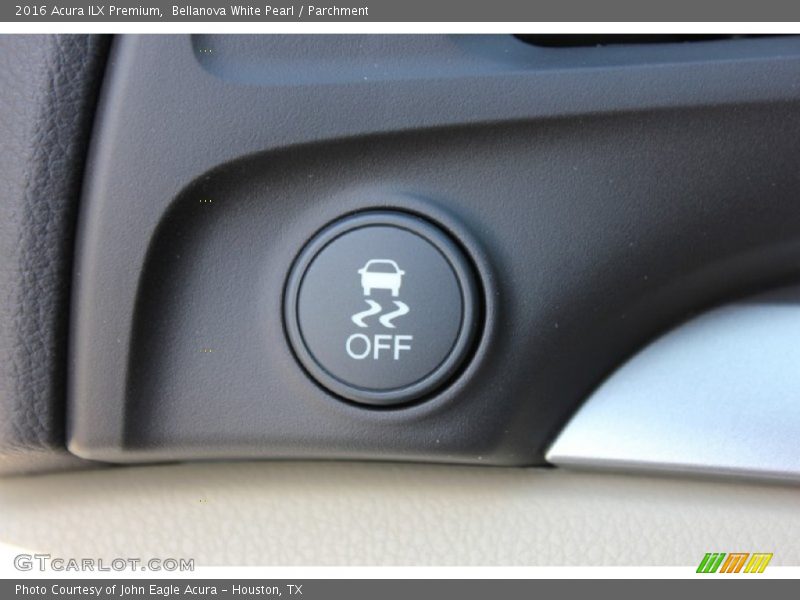 Bellanova White Pearl / Parchment 2016 Acura ILX Premium