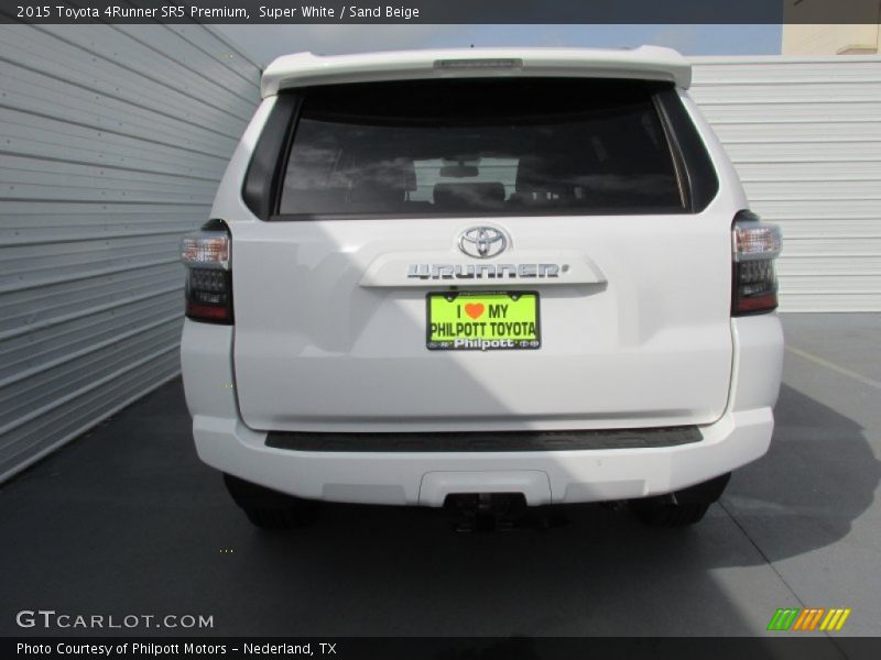Super White / Sand Beige 2015 Toyota 4Runner SR5 Premium