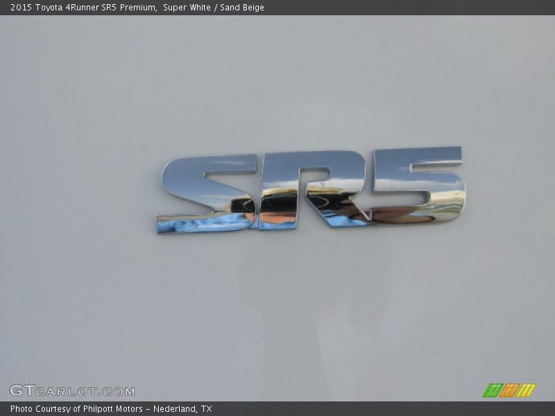 Super White / Sand Beige 2015 Toyota 4Runner SR5 Premium