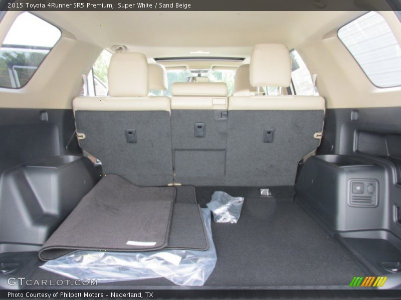 Super White / Sand Beige 2015 Toyota 4Runner SR5 Premium