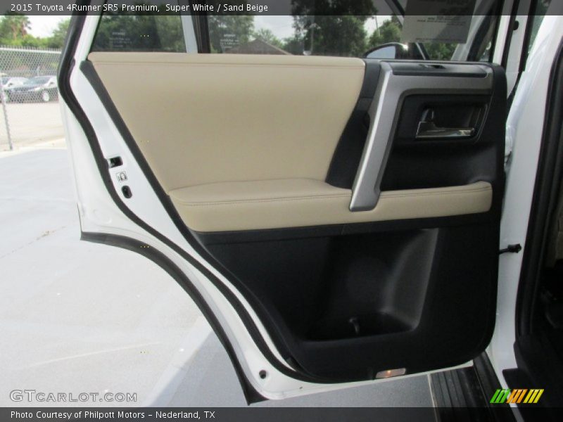 Super White / Sand Beige 2015 Toyota 4Runner SR5 Premium