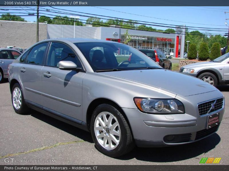 Flint Gray Metallic / Off Black 2006 Volvo S40 T5