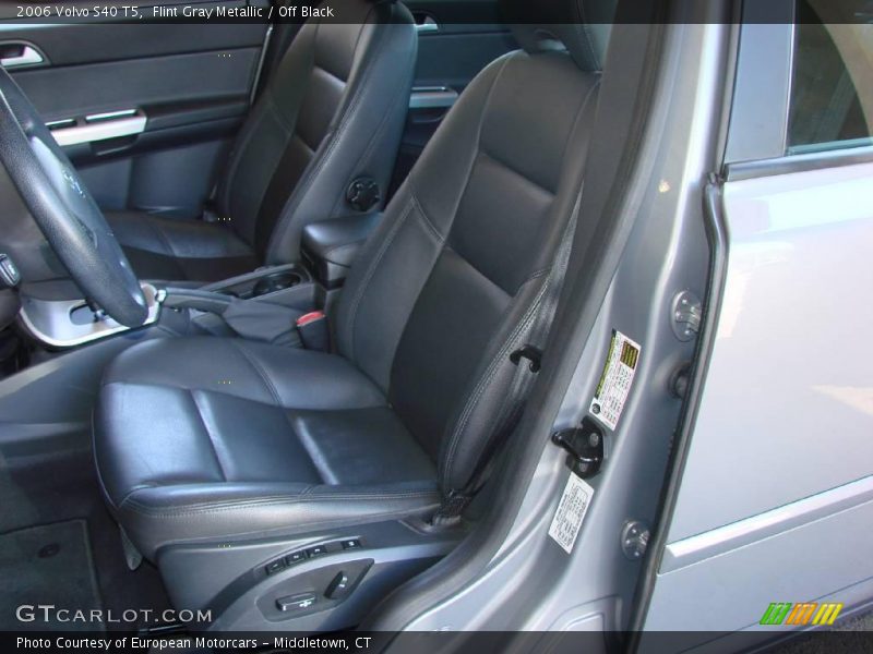 Flint Gray Metallic / Off Black 2006 Volvo S40 T5