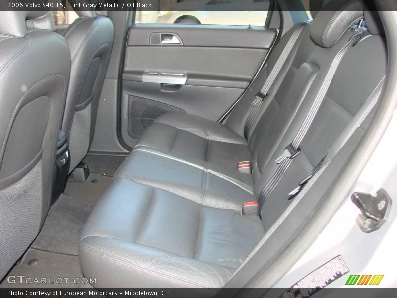 Flint Gray Metallic / Off Black 2006 Volvo S40 T5
