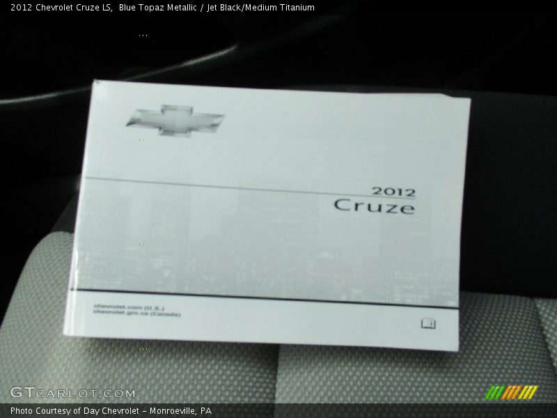 Blue Topaz Metallic / Jet Black/Medium Titanium 2012 Chevrolet Cruze LS