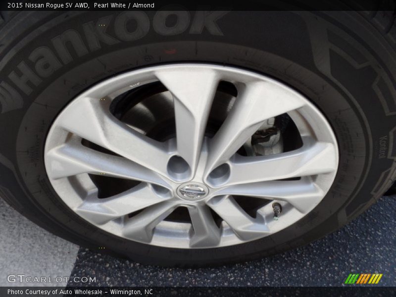 Pearl White / Almond 2015 Nissan Rogue SV AWD
