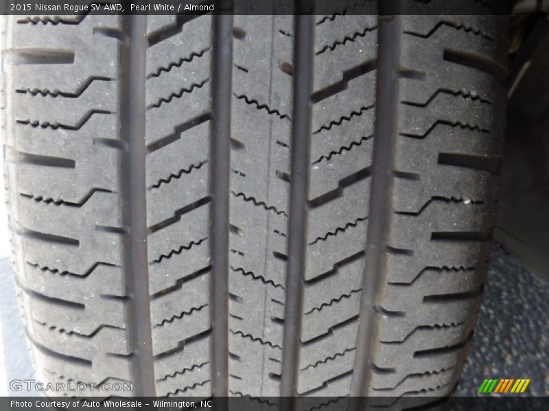 Pearl White / Almond 2015 Nissan Rogue SV AWD