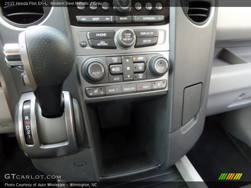 Modern Steel Metallic / Gray 2015 Honda Pilot EX-L