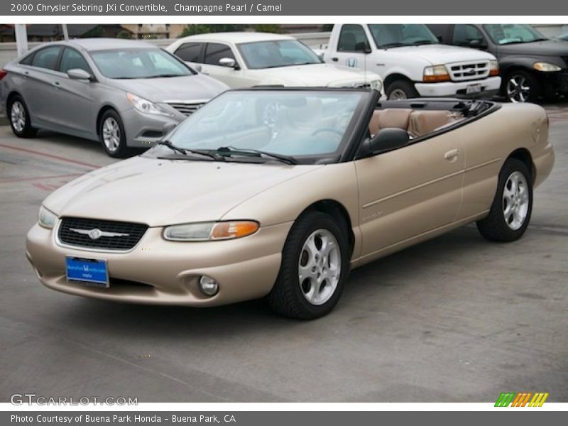 Champagne Pearl / Camel 2000 Chrysler Sebring JXi Convertible