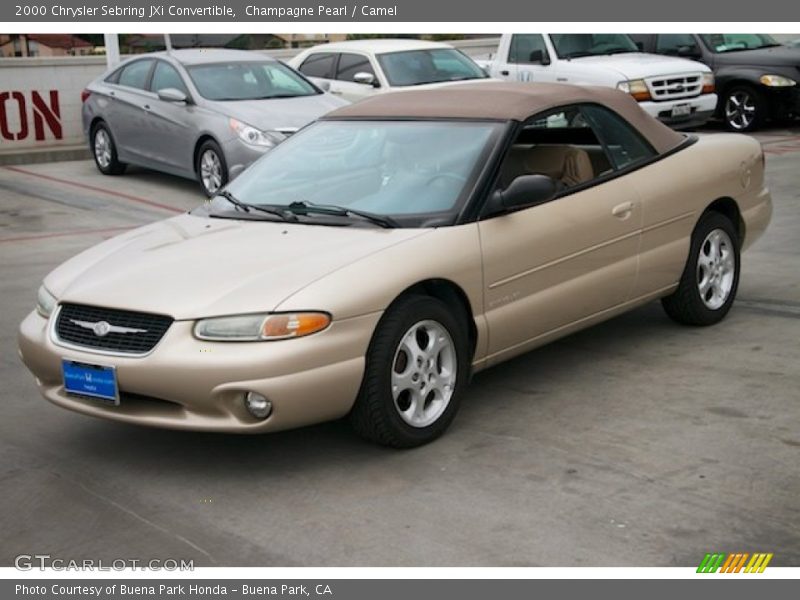 Champagne Pearl / Camel 2000 Chrysler Sebring JXi Convertible
