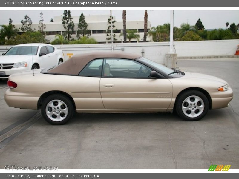 Champagne Pearl / Camel 2000 Chrysler Sebring JXi Convertible