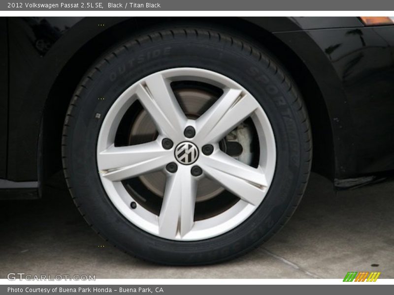 Black / Titan Black 2012 Volkswagen Passat 2.5L SE