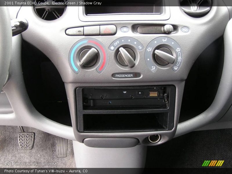 Electric Green / Shadow Gray 2001 Toyota ECHO Coupe