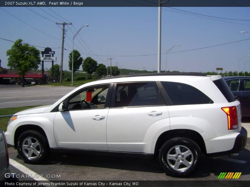 Pearl White / Beige 2007 Suzuki XL7 AWD