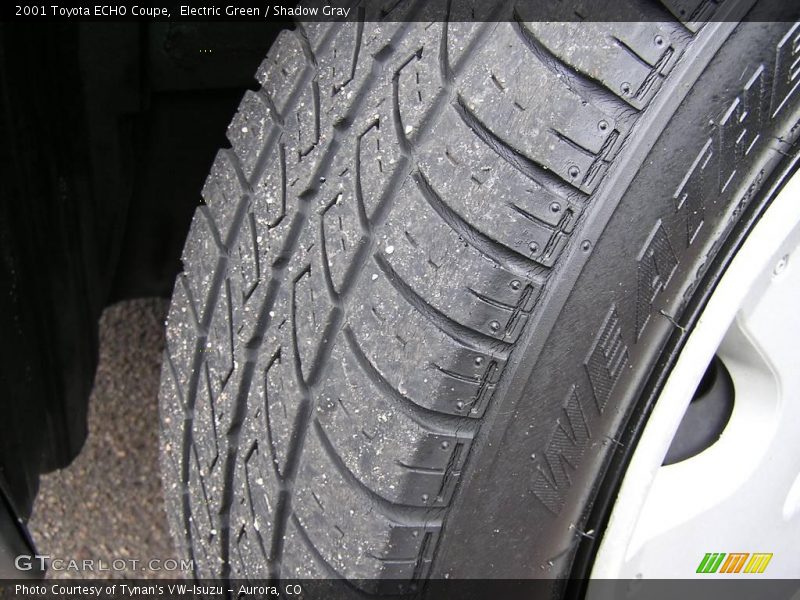 Electric Green / Shadow Gray 2001 Toyota ECHO Coupe