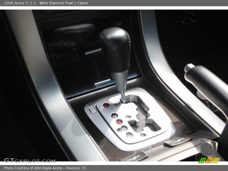 White Diamond Pearl / Camel 2006 Acura TL 3.2