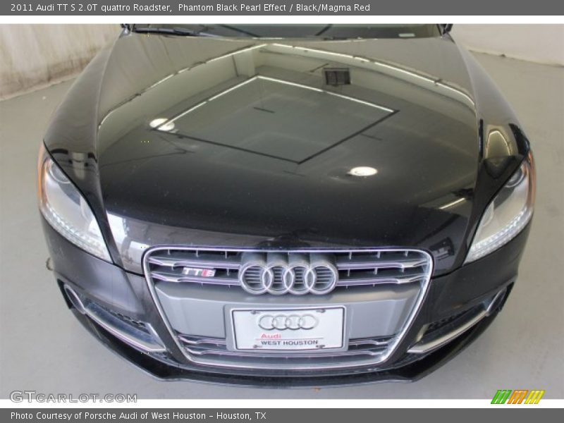 Phantom Black Pearl Effect / Black/Magma Red 2011 Audi TT S 2.0T quattro Roadster