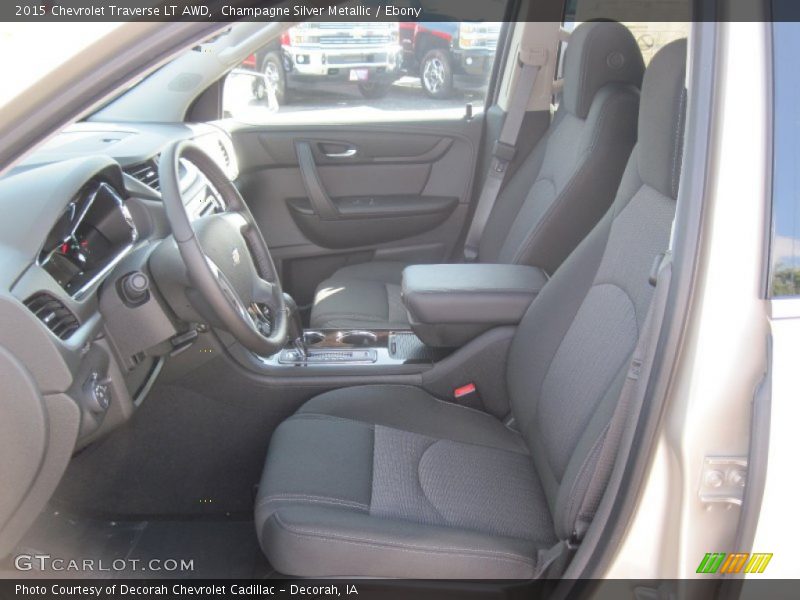 Champagne Silver Metallic / Ebony 2015 Chevrolet Traverse LT AWD