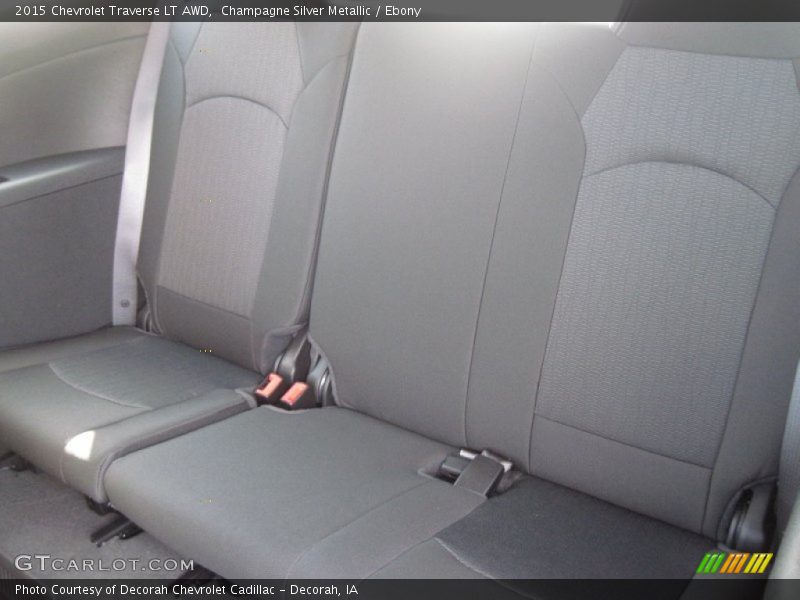Champagne Silver Metallic / Ebony 2015 Chevrolet Traverse LT AWD