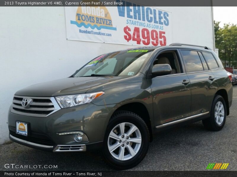 Cypress Green Pearl / Sand Beige 2013 Toyota Highlander V6 4WD