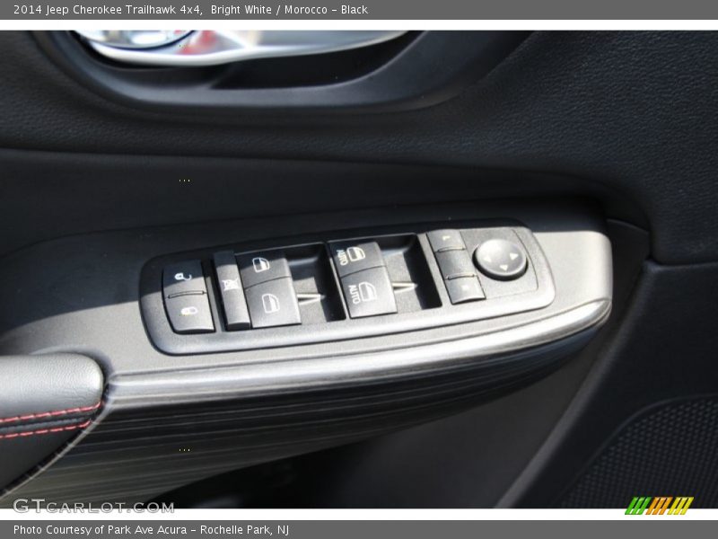 Bright White / Morocco - Black 2014 Jeep Cherokee Trailhawk 4x4