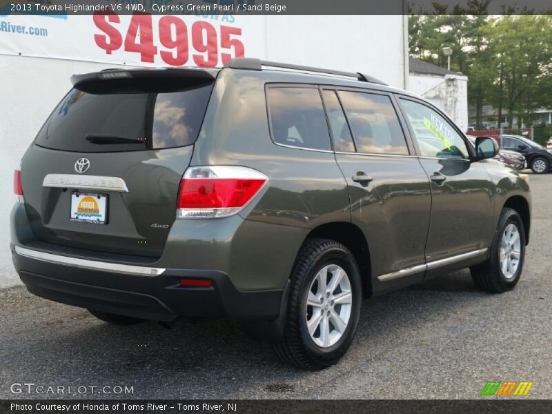 Cypress Green Pearl / Sand Beige 2013 Toyota Highlander V6 4WD