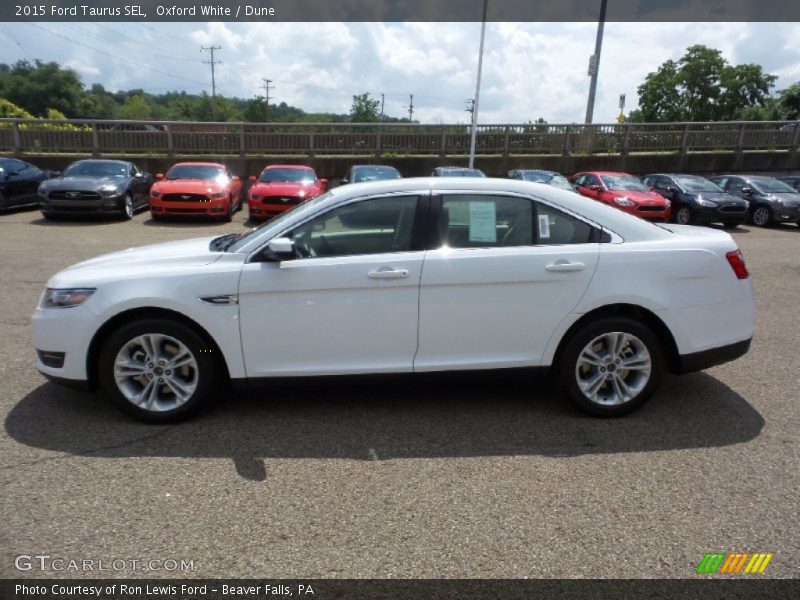 Oxford White / Dune 2015 Ford Taurus SEL