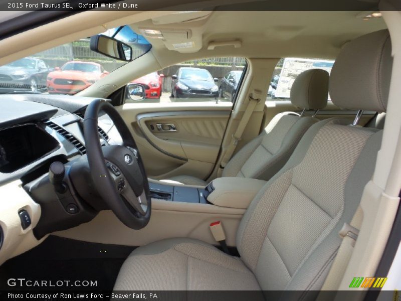 Oxford White / Dune 2015 Ford Taurus SEL