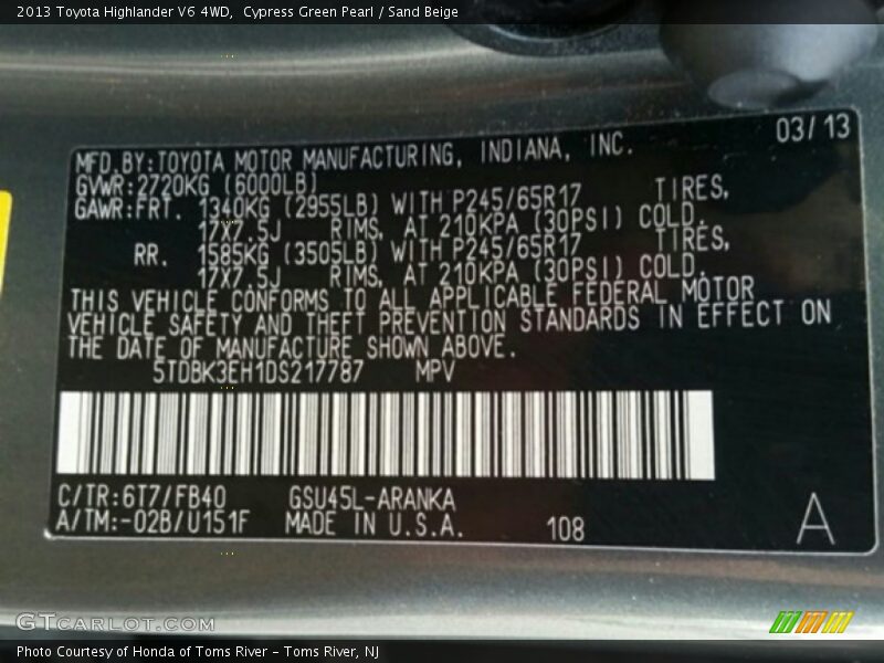 Cypress Green Pearl / Sand Beige 2013 Toyota Highlander V6 4WD