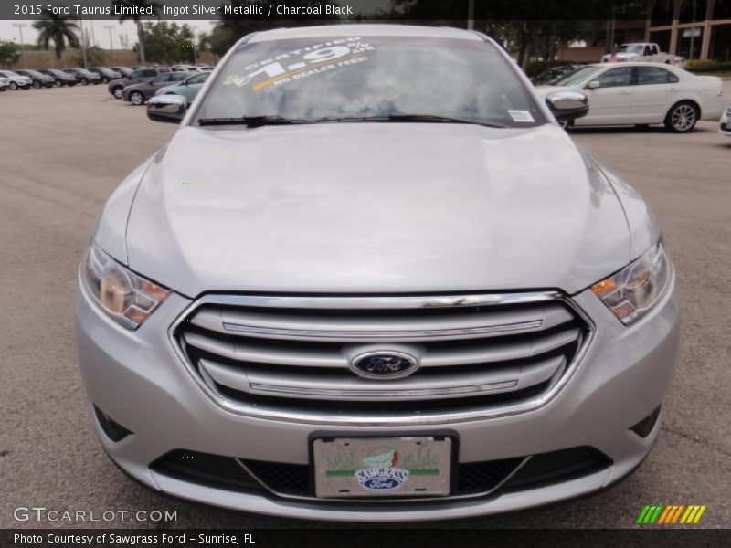 Ingot Silver Metallic / Charcoal Black 2015 Ford Taurus Limited