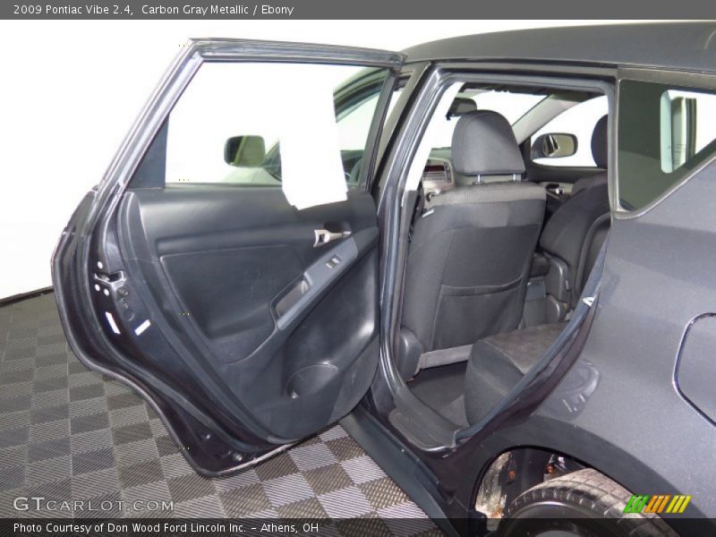 Carbon Gray Metallic / Ebony 2009 Pontiac Vibe 2.4