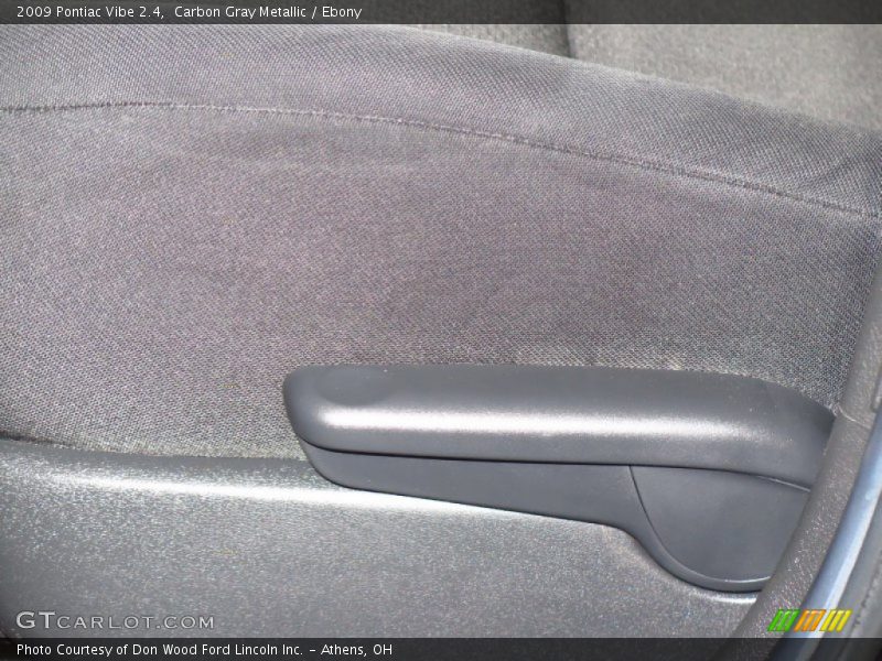 Carbon Gray Metallic / Ebony 2009 Pontiac Vibe 2.4