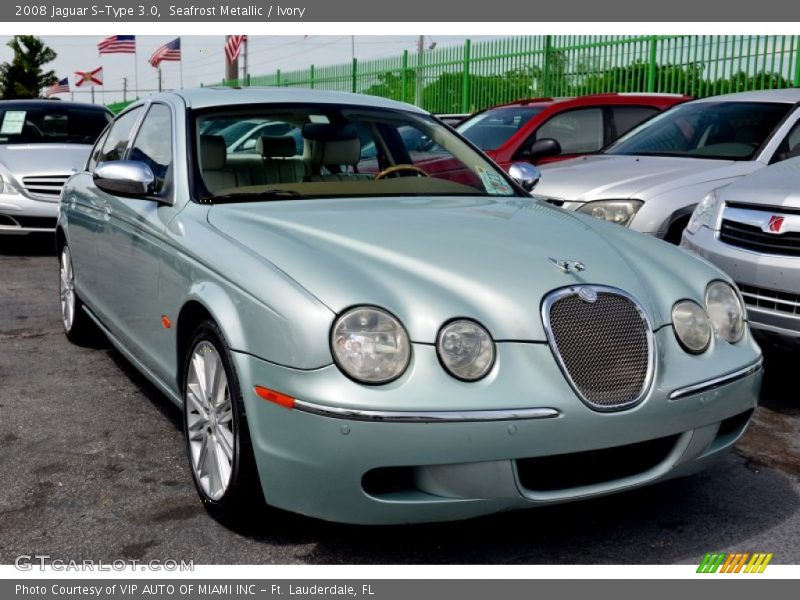 Seafrost Metallic / Ivory 2008 Jaguar S-Type 3.0