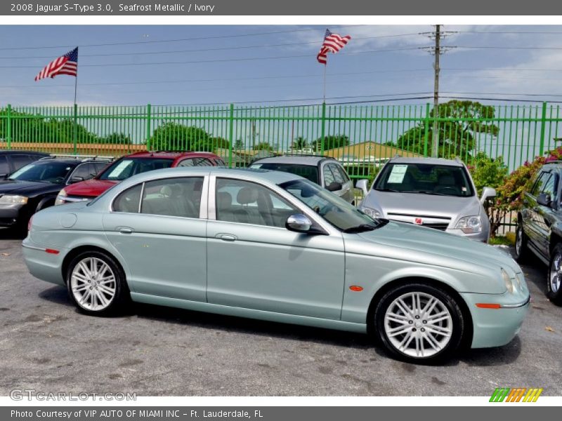 Seafrost Metallic / Ivory 2008 Jaguar S-Type 3.0