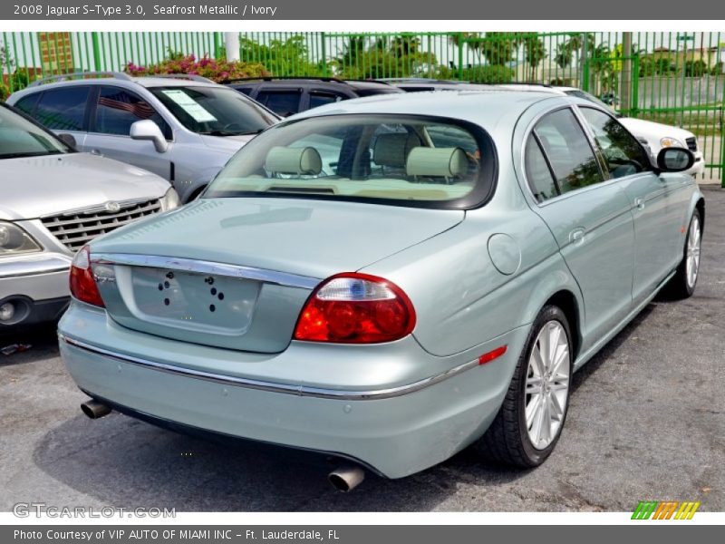 Seafrost Metallic / Ivory 2008 Jaguar S-Type 3.0