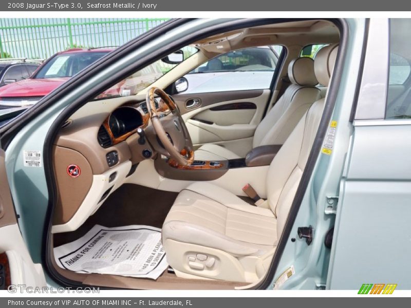 Seafrost Metallic / Ivory 2008 Jaguar S-Type 3.0
