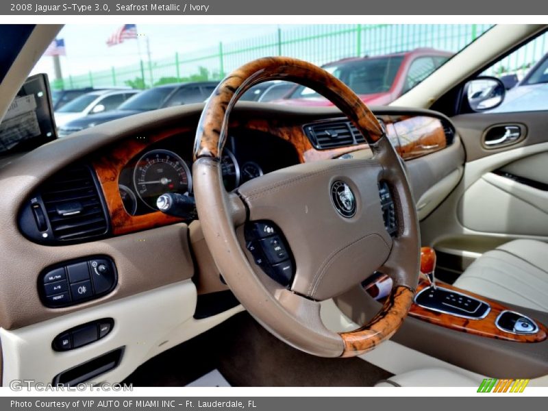 Seafrost Metallic / Ivory 2008 Jaguar S-Type 3.0