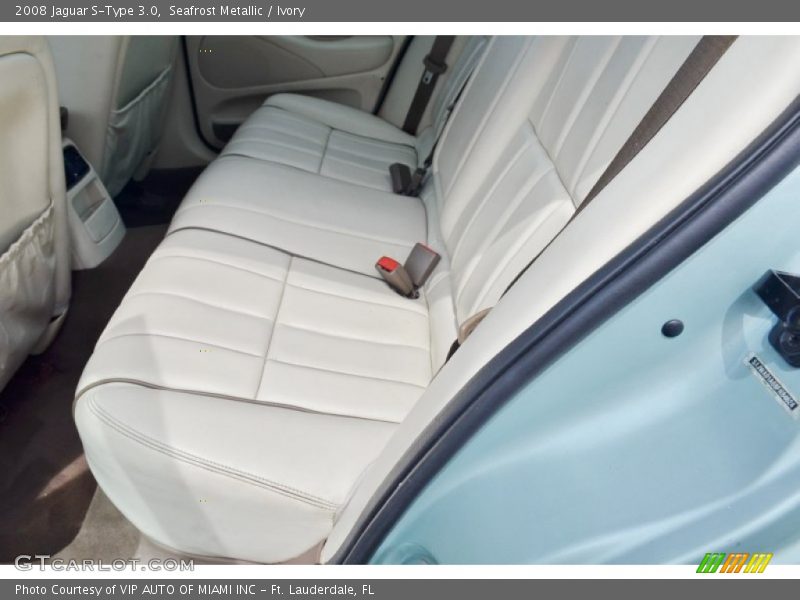 Seafrost Metallic / Ivory 2008 Jaguar S-Type 3.0