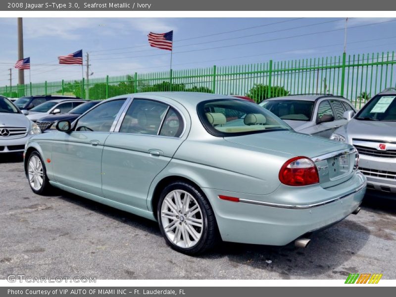 Seafrost Metallic / Ivory 2008 Jaguar S-Type 3.0